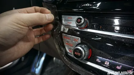 BMW 5시리즈(G30) 실내 하이그로시 PPF 시공[김포실내PPF][랩하우스] / 김포시 양촌읍