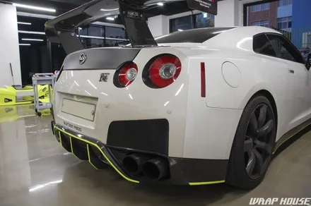 닛산 GTR R35 니스모 포인트랩핑[김포+수입차+카스킨+랩핑+데칼][랩하우스] / 김포시 양촌읍