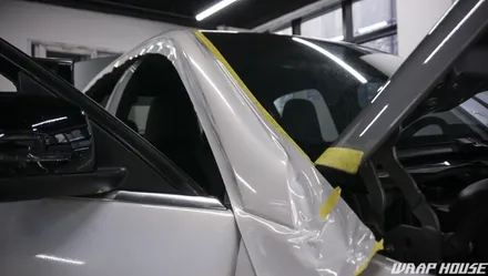 벤츠 C63 AMG 고스트 펄(홀로그램) 전체랩핑+그릴랩핑+커스텀 크롬데칼 시공[김포카스킨전문업체][랩하우스] / 김포시 양촌읍