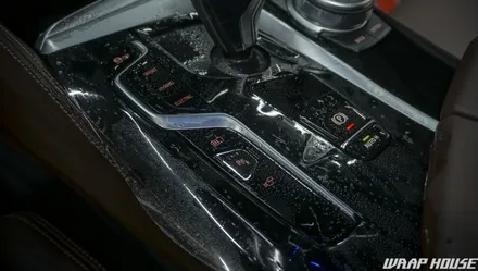 BMW 5시리즈(G30) 실내 하이그로시 PPF 시공[김포실내PPF][랩하우스] / 김포시 양촌읍