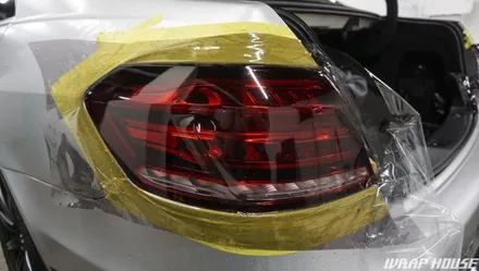 벤츠 E63 AMG 사틴 화이트 알루미늄(사틴실버) 전체랩핑[김포 카스킨 전문업체][랩하우스] / 김포시 양촌읍