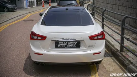 마세라티 기블리 에이버리 유광 화이트펄 전체랩핑 시공[김포랩핑][랩하우스] / 김포시 양촌읍