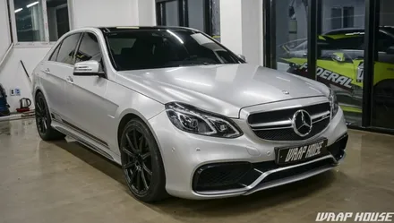 벤츠 E63 AMG 사틴 화이트 알루미늄(사틴실버) 전체랩핑[김포 카스킨 전문업체][랩하우스] / 김포시 양촌읍