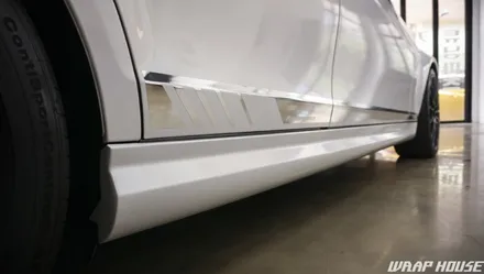 벤츠 C63 AMG 고스트 펄(홀로그램) 전체랩핑+그릴랩핑+커스텀 크롬데칼 시공[김포카스킨전문업체][랩하우스] / 김포시 양촌읍