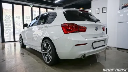 BMW 118D 루프스킨+스포일러 랩핑[랩하우스] / 김포시 양촌읍