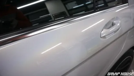 벤츠 C63 AMG 고스트 펄(홀로그램) 전체랩핑+그릴랩핑+커스텀 크롬데칼 시공[김포카스킨전문업체][랩하우스] / 김포시 양촌읍