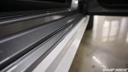 벤츠 C63 AMG 고스트 펄(홀로그램) 전체랩핑+그릴랩핑+커스텀 크롬데칼 시공[김포카스킨전문업체][랩하우스] / 김포시 양촌읍