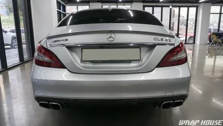 벤츠 CLS 63AMG 유광화이트 전체랩핑+포인트랩핑 시공[김포 카스킨 전문점][랩하우스] / 김포시 양촌읍