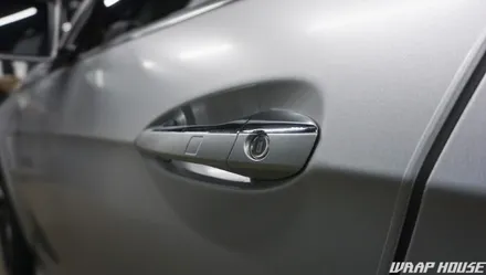벤츠 E63 AMG 사틴 화이트 알루미늄(사틴실버) 전체랩핑[김포 카스킨 전문업체][랩하우스] / 김포시 양촌읍