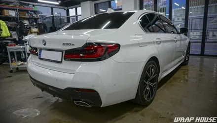BMW 5시리즈(G30) 실내 하이그로시 PPF 시공[김포실내PPF][랩하우스] / 김포시 양촌읍