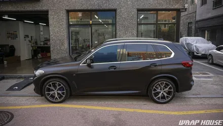 BMW X5(G05) 에이버리 사틴블랙 전체랩핑 시공[김포자동차랩핑 전문업체][랩하우스] / 김포시 양촌읍