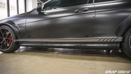 벤츠 C63 AMG 쿠페 사이드데칼 시공[데칼시공전문][김포랩핑][랩하우스] / 김포시 양촌읍