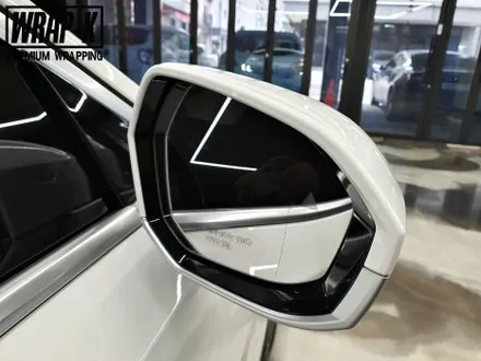 BMW 5시리즈 G60 G30 크롬죽이기 랩핑 화이트 & 블랙은 늘 옳다! / 경기 고양 덕양