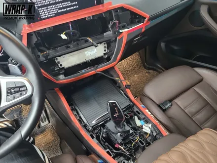 BMWX4실내랩핑 X4그릴랩핑 자연스러운 드레스업효과 / 고양 덕양구