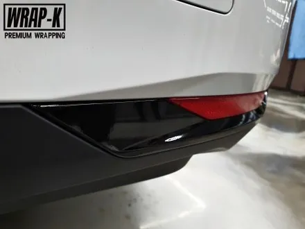 BMW 5시리즈 G60 G30 크롬죽이기 랩핑 화이트 & 블랙은 늘 옳다! / 경기 고양 덕양
