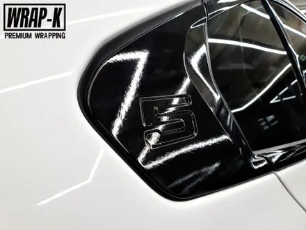 BMW 5시리즈 G60 G30 크롬죽이기 랩핑 화이트 & 블랙은 늘 옳다! / 경기 고양 덕양