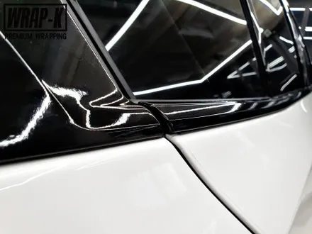 BMW 5시리즈 G60 G30 크롬죽이기 랩핑 화이트 & 블랙은 늘 옳다! / 경기 고양 덕양