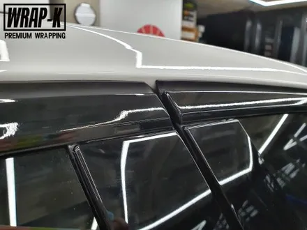 BMW 5시리즈 G60 G30 크롬죽이기 랩핑 화이트 & 블랙은 늘 옳다! / 경기 고양 덕양