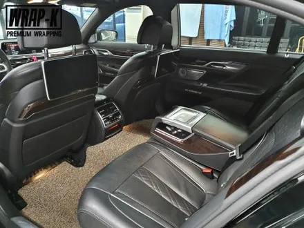 BMW 750Li 실내랩핑은 고양 덕양구 랩핑 랩케이에서 완성 / 경기 고양 덕양