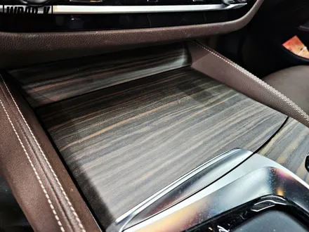 덕양 BMW 520d 자동차 실내 튜닝, 카본 랩핑으로 드레스업 / 고양 덕양구