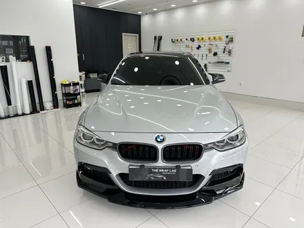 울산자동차랩핑 BMW 320i 사틴블랙 전체랩핑 시공기 / 울산 반구동