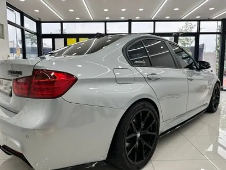 울산자동차랩핑 BMW 320i 사틴블랙 전체랩핑 시공기 / 울산 반구동