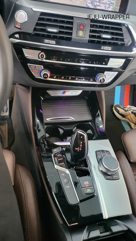 JEJU-WRAPPER BMW X4 루프스킨, 실내 실외 카본랩핑 / 제주시 오라일동