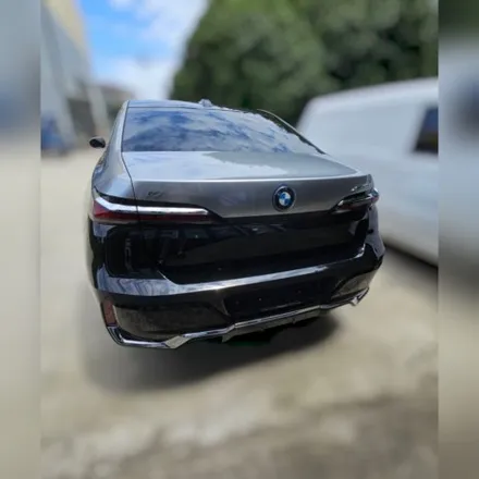 JEJU-WRAPPER:BMW i7 투톤 랩핑:제주 제주시 랩핑 바이크 / 제주시 오라일동
