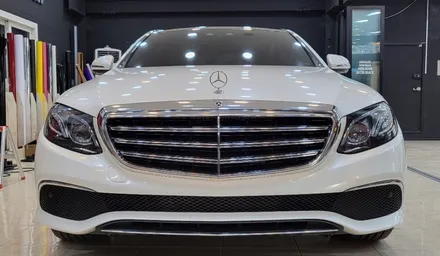 벤츠 E220d 진주펄 화이트 전체랩핑으로 고급지게 변신! / 화성, 동탄, 용인, 오산