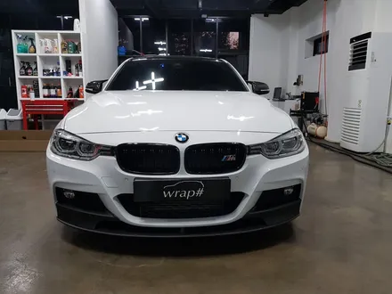 [랩샵]수원랩핑 BMW F30 320D 전체랩핑          에이버리 슈프림 카디널레드 / 수원시 영통구 이의동