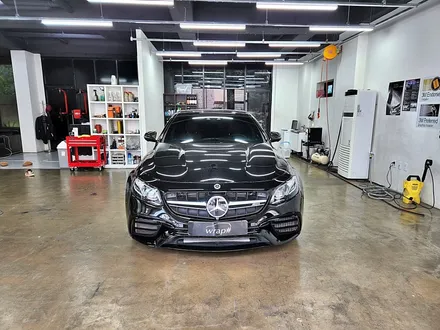 [랩샵][수원랩핑] 벤츠 E63AMG 크롬죽이기 크롬딜리트 / 수원시 영통구 이의동