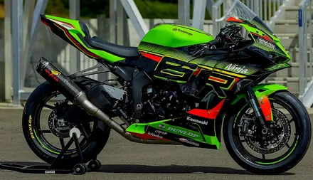 수원 광교 가와사키 닌자 ZX6R 레이싱 오토바이 바이크 커스텀 튜닝 방탄 데칼 전체 포인트 랩핑 시공 / 수원시 영통구 이의동