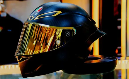 수원 광교 AGV PISTA GP 70주년 한정판 카본 바이크 오토바이 풀페이스 헬멧 / 수원시 영통구 이의동