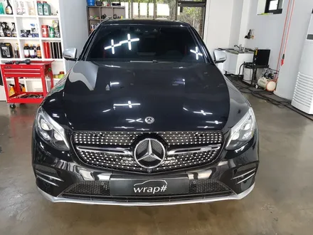 [랩샵]수원랩핑 벤츠GLC43AMG 사이드미러랩핑 벤츠사이드미러랩핑 GLC사이드미러랩핑 포인트랩핑 부분랩핑 / 수원시 영통구 이의동