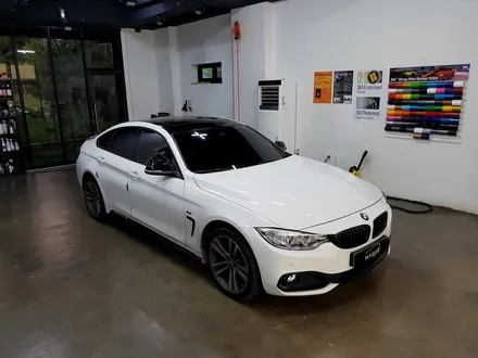 [랩샵]수원랩핑 BMW420D루프스킨 BMW루프스킨 420D루프스킨 BMW랩핑 BMWPPF BMW포인트랩핑 BMW부분랩핑 / 수원시 영통구 이의동