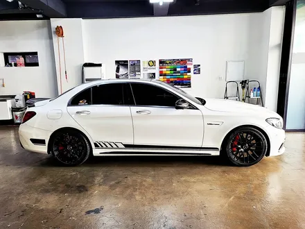 [랩샵][수원랩핑] 벤츠C63AMG 사이드데칼 AMG데칼 포인트랩핑 / 수원시 영통구 이의동