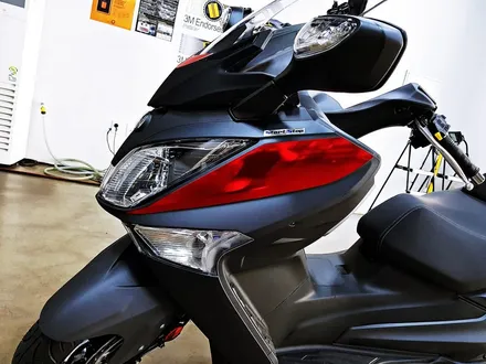 [랩샵][수원랩핑]SYM JOYMAX300랩핑 오토바이랩핑 크롬랩핑 / 수원시 영통구 이의동