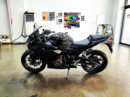 [랩샵][수원랩핑] 혼다CBR500R 포인트랩핑 기름탱크랩핑  카본랩핑 / 수원시 영통구 이의동