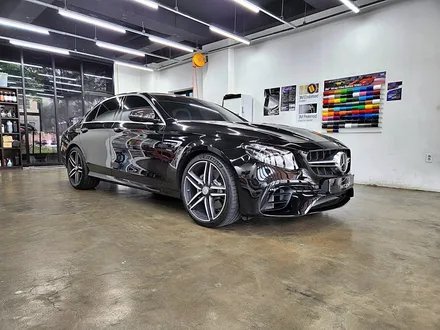 [랩샵][수원랩핑] 벤츠 E63AMG 크롬죽이기 크롬딜리트 / 수원시 영통구 이의동