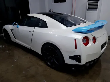[랩샵]수원랩핑 닛산GTR35 데칼제거+루프스킨+디테일세차 / 수원시 영통구 이의동