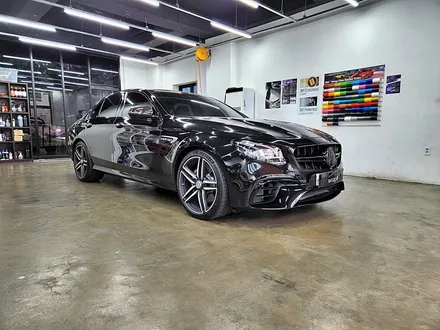 [랩샵][수원랩핑] 벤츠 E63AMG 크롬죽이기 크롬딜리트 / 수원시 영통구 이의동