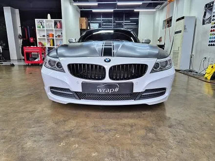 수원 광교 BMW Z4 앞범퍼 보험 사고 수리 재시공 사틴 블랙 랩핑 / 수원시 영통구 이의동