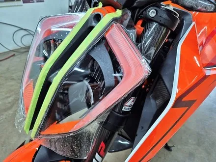 수원 광교 KTM 1290 슈퍼듀크 R 라이트 계기판 바이크 PPF / 수원시 영통구 이의동