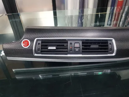 [랩샵]수원랩핑 BMW5GT실내랩핑+눈썬몰딩랩핑 BMW랩핑 카본랩핑 크롬죽이기 창틀몰딩랩핑 실내랩핑 포인트랩핑 생활보호PPF 유리막코팅 오토바이랩핑 오토바이PPF / 수원시 영통구 이의동