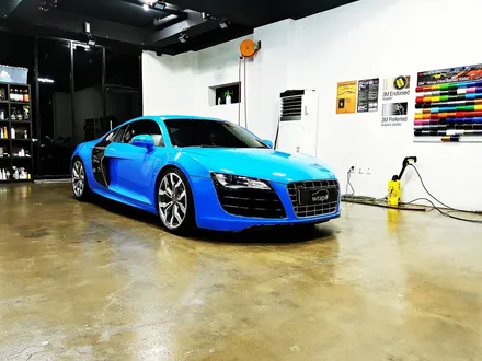 [랩샵][수원랩핑]아우디 R8V10 전체랩핑 AVERY INTENSE BLUE / 수원시 영통구 이의동