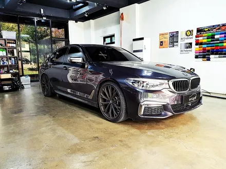 [랩샵][수원랩핑] BMW 530i 크롬죽이기 크롬딜리트 포인트랩핑 / 수원시 영통구 이의동