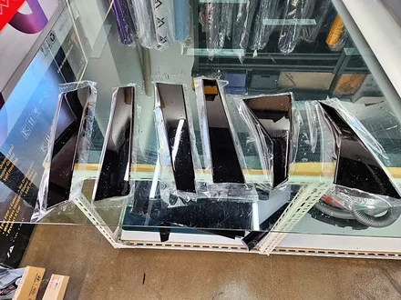 제네시스 G80 스포츠 헤드라이트PPF 필러PPF 전체 몰딩류 교환 윈도우몰딩 ABC필러 크롬몰딩 교체순정부품교체 순정부품튜닝 / 수원시 영통구 이의동