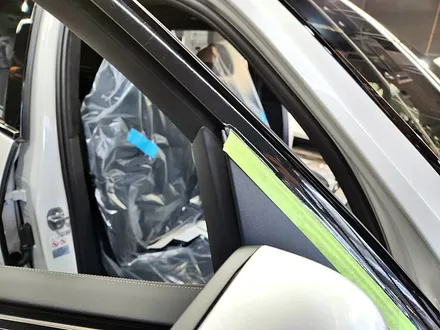 수원 광교 동탄 랩핑 BMW X7 스포츠 크롬죽이기 크롬딜리트 출장시공 윈도우몰딩 도어하단 블랙유광 / 수원시 영통구 이의동
