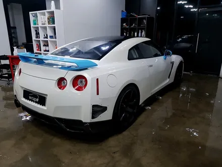 [랩샵]수원랩핑 닛산GTR35 데칼제거+루프스킨+디테일세차 / 수원시 영통구 이의동