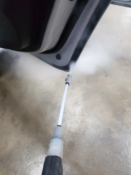 [랩샵]수원랩핑 BMW 528I전체랩핑 화이트골드스파클랩핑 5시리즈랩핑 520D전체랩핑 BMW전체랩핑 전체랩핑제거 랩핑제거 / 수원시 영통구 이의동